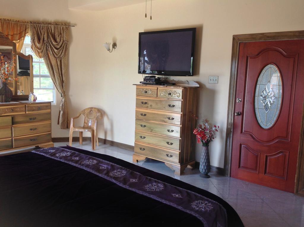 Cazwin Villas Montego Bay Cameră foto